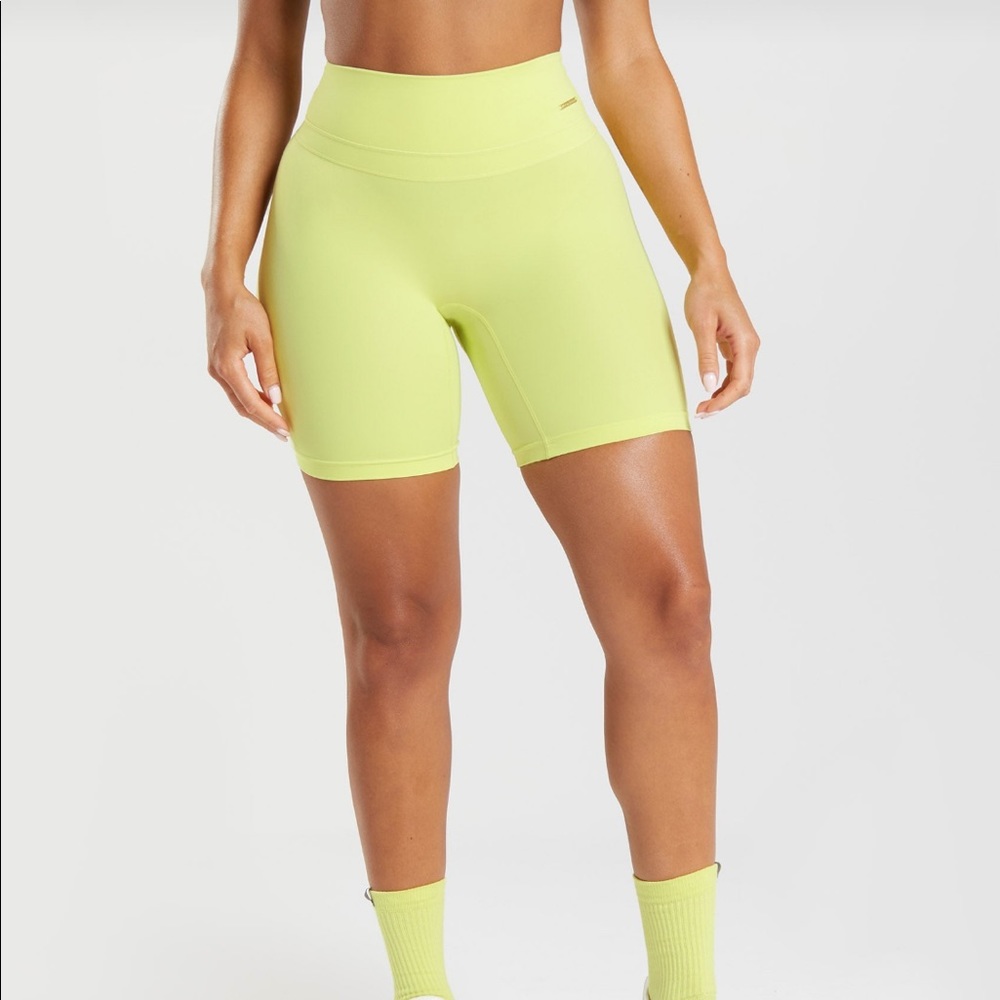WS Sea Kelp Green Shorts